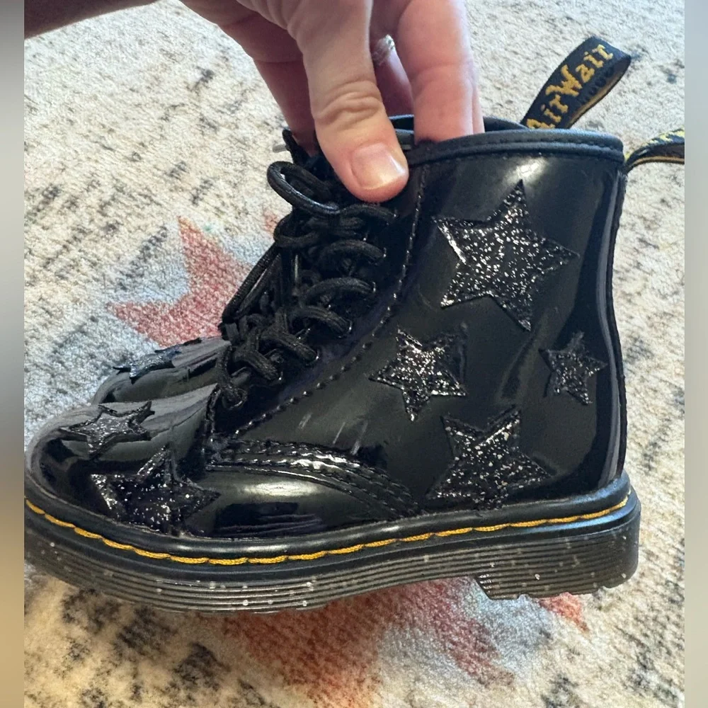 Dr. Martens Toddler Size 8 1460 Glitter Star Patent Lace Up Boots Black